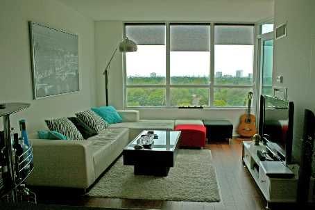 Preview image for 25 Greenview Ave #916, Toronto