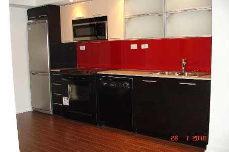 Preview image for 25 Capreol Crt #1101, Toronto