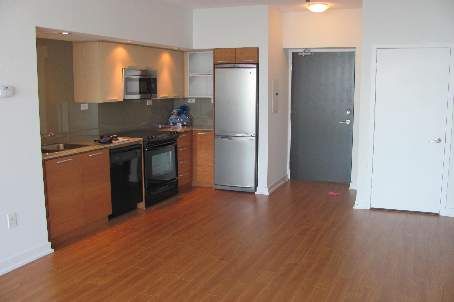 Preview image for 25 Capreol Crt #3610, Toronto