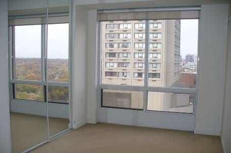 Preview image for 85 Bloor St E #Ph02, Toronto