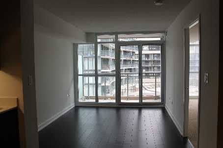 Preview image for 10 Capreol Crt #653, Toronto