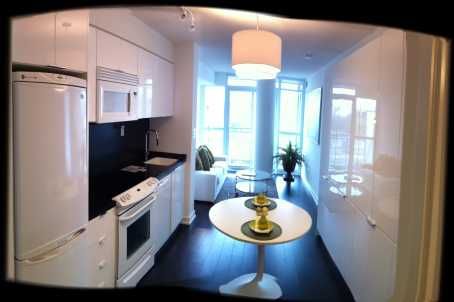 Preview image for 10 Capreol Crt #645, Toronto