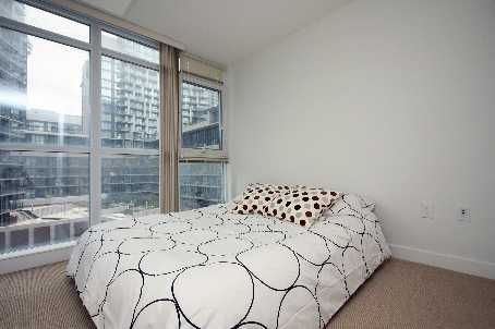 Preview image for 10 Capreol Crt #653, Toronto