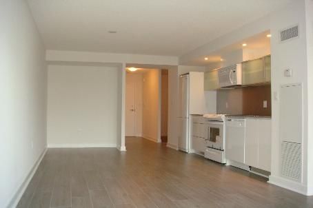 Preview image for 4K Spadina Ave #1126, Toronto