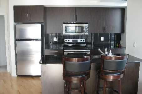 Preview image for 65 Bremner Blvd #2908, Toronto