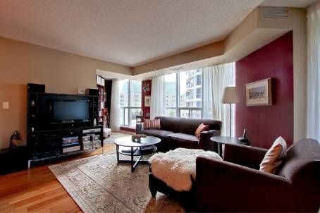 Preview image for 8 York St #612, Toronto