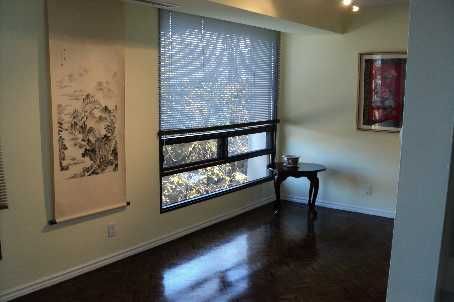 Preview image for 447 Walmer Rd #308, Toronto