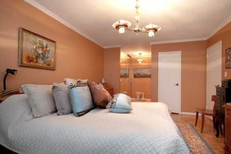 Preview image for 135 Antibes Dr #1904, Toronto