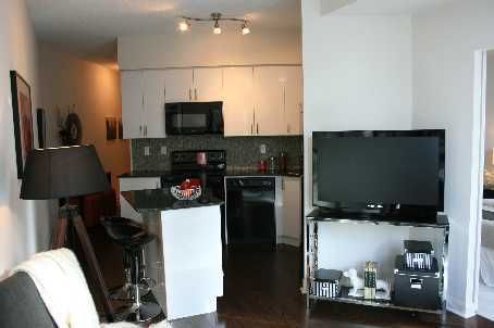 Preview image for 15 Bruyeres Mews #212, Toronto
