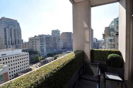 Preview image for 68 Yorkville  Ave #1601, Toronto