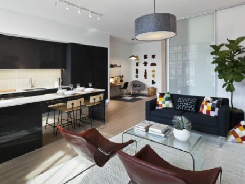 Preview image for 377 Madison Ave #607, Toronto