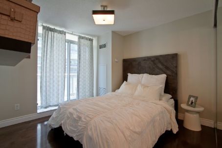 Preview image for 50 Lynn Williams St #424, Toronto