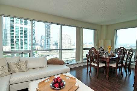 Preview image for 10 Yonge St #1807, Toronto