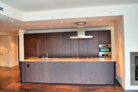 Preview image for 180 University Ave #3609, Toronto