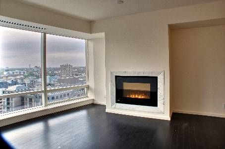 Preview image for 180 University Ave #2104, Toronto