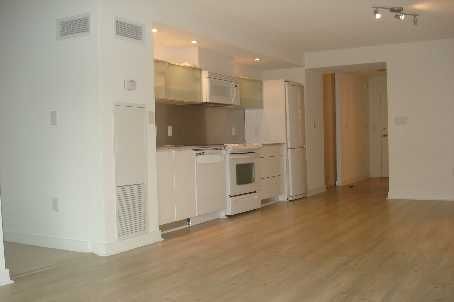 Preview image for 4K Spadina Ave #323, Toronto