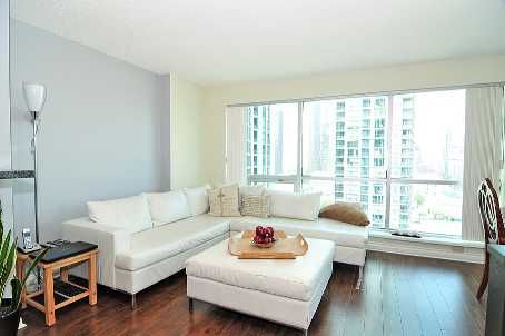 Preview image for 10 Yonge St #1807, Toronto