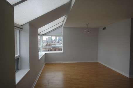 Preview image for 5 Rosehill Ave Ave #901, Toronto