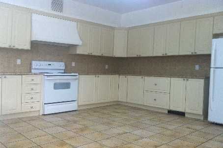 Preview image for 17 Ridgewood Rd S, Toronto