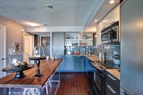 Preview image for 25 Capreol Crt #605, Toronto