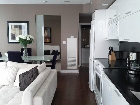 Preview image for 25 Capreol Crt, Toronto