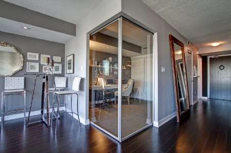 Preview image for 25 Capreol Crt #605, Toronto