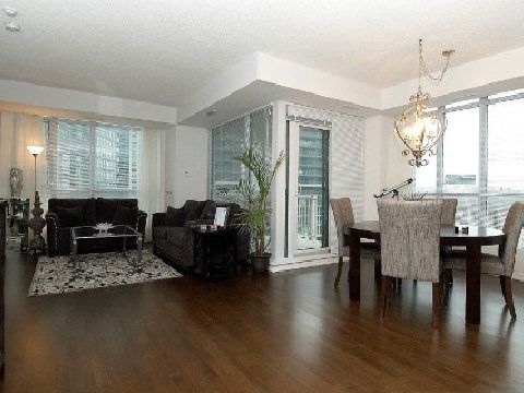 Preview image for 628 Fleet St #706, Toronto