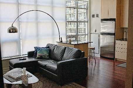 Preview image for 19 Brant St #609, Toronto