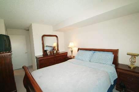 Preview image for 525 Wilson Ave #413, Toronto