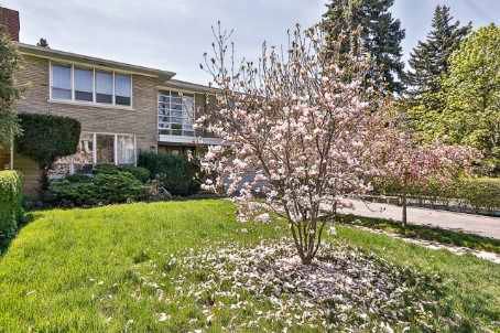Preview image for 17 Ridgewood Rd, Toronto