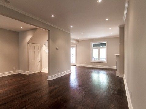 Preview image for 18 Woodlawn Ave W, Toronto