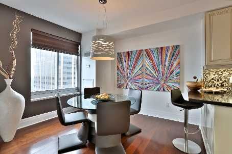 Preview image for 35 Balmuto St #3401, Toronto