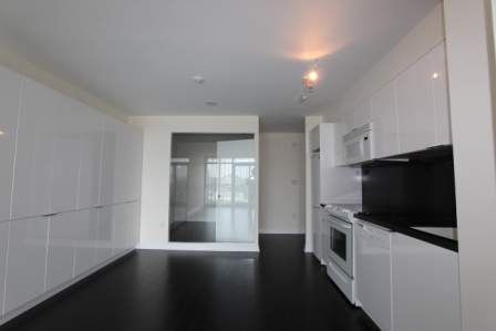 Preview image for 10 Capreol Crt #1048, Toronto