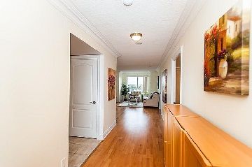 Preview image for 2 Clairtrell Rd #1003, Toronto