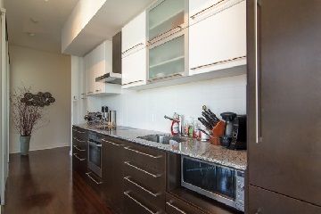Preview image for 770 Bay St #1212, Toronto