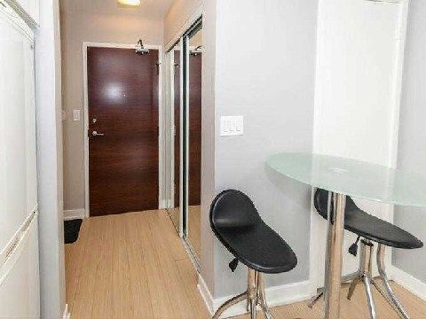 Preview image for 10 Capreol Crt #1001, Toronto