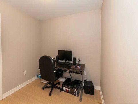Preview image for 10 Capreol Crt #1001, Toronto