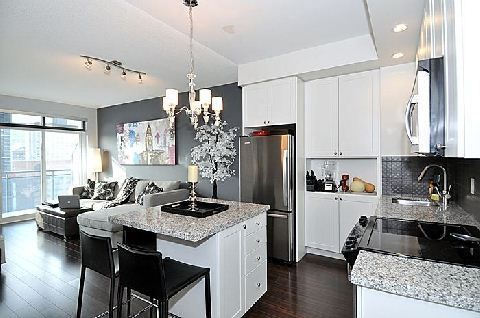 Preview image for 28 Linden St #1707, Toronto