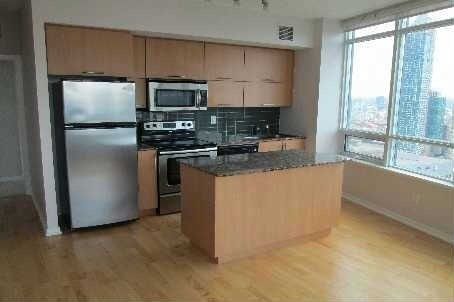 Preview image for 65 Bremner Blvd #2810, Toronto