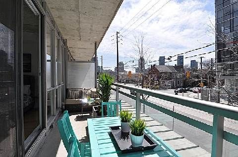 Preview image for 38 Niagara St #207, Toronto