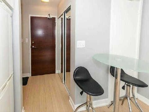 Preview image for 10 Capreol Crt #1001, Toronto