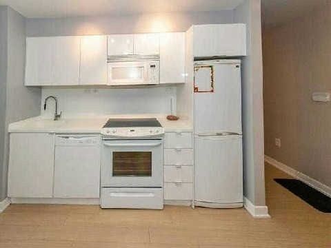 Preview image for 10 Capreol Crt #1001, Toronto