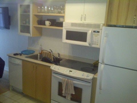 Preview image for 600 Fleet St #209, Toronto