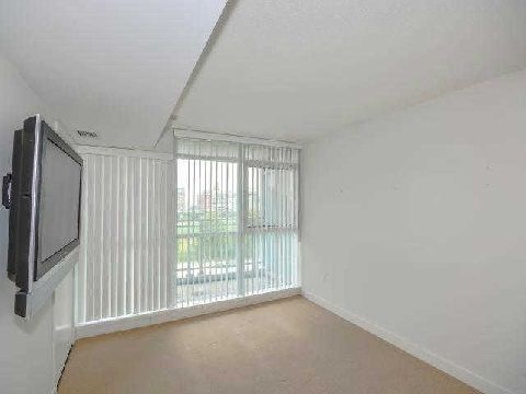 Preview image for 10 Capreol Crt #306, Toronto