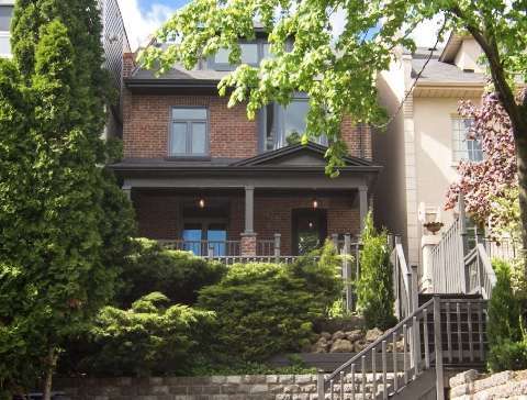Preview image for 18 Woodlawn Ave W, Toronto