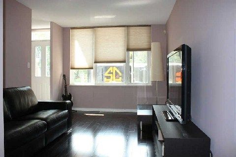 Preview image for 811 Grandview Way, Toronto