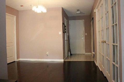 Preview image for 811 Grandview Way, Toronto