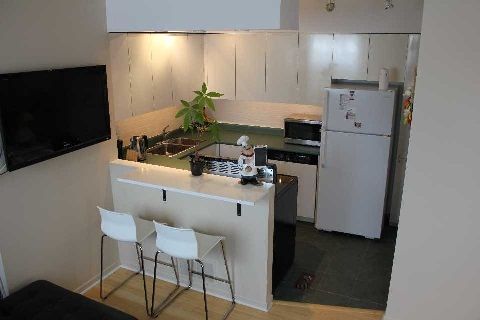 Preview image for 350 Gerrard St E #5, Toronto