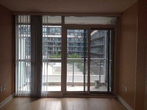 Preview image for 10 Capreol Crt #501, Toronto