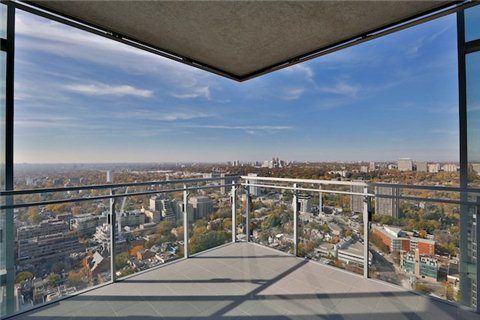 Preview image for 50 Yorkville Ave #3201, Toronto